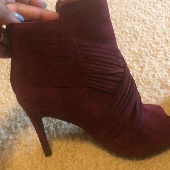 Wine open toe booties - Picture 3 of 5